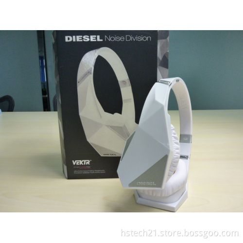 AAA quality Diesel Vektr monster headphones in black,white,red with original boxes and package
